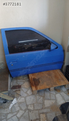Peugeot 306 tek kapılı sağ ön kapı dolu hatasız dkn