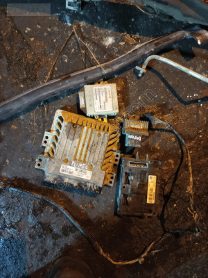 DACİA DUSTER BEYİN SET