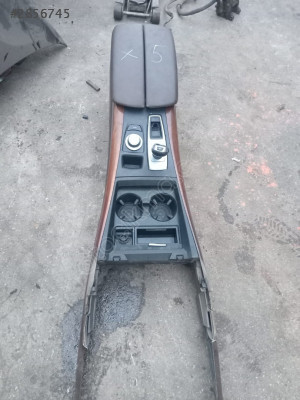 BMW X5 ORTA KONSOL
