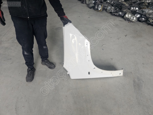 PEUGEOT RİFTER BEYAZ SAĞ ÖN ÇAMURLUK ORJINAL