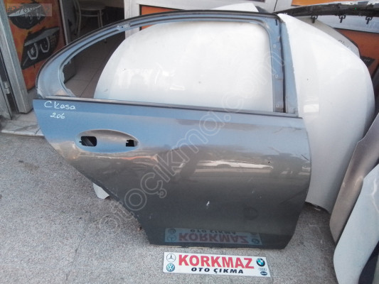 MERCEDES C KASA A206 SAĞ ARKA KAPI