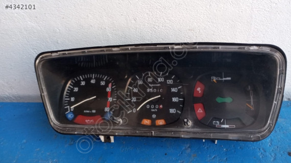 Renault 12 gösterge paneli