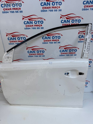 Toyota Auris sol ön kapı 2015 2020