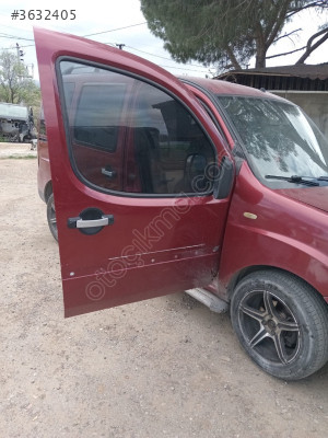 Fiat Doblo2 1.9 dizel sağ dolu ön kapı