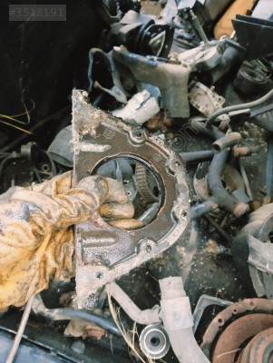 Tempra 2000 motor ön krank keçe kapağı