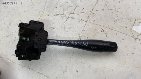 nissan maxima çıkma orjinal sinyal kolu (son fiyat)