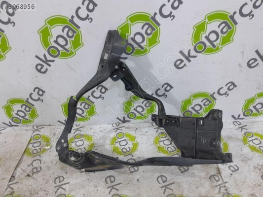 MERCEDES E SERİSİ 2013 2016 W212 SOL FAR YUVA SACI A2126200785