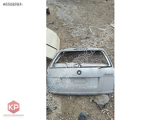 Skoda Octavia bagaj kapağı