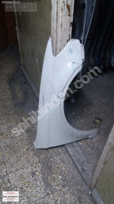 AUDİ A3 SAĞ ÖN ÇAMURLUK