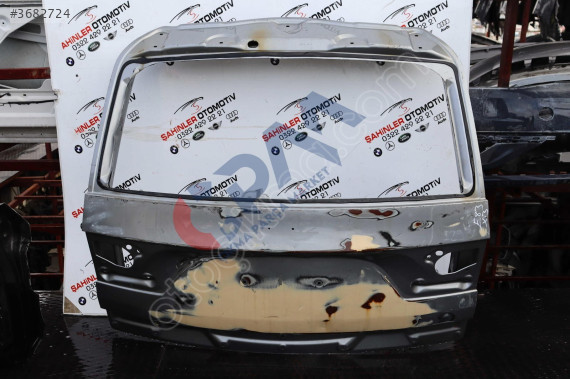 BMW X3 E83 ARKA BAGAJ KAPAĞI