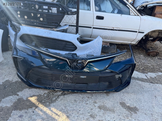 Toyota Corolla hybird ön tampon