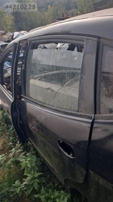 CHEVROLET REZZO SOL ARKA KAPI.OTO ERKAN ÜNYE