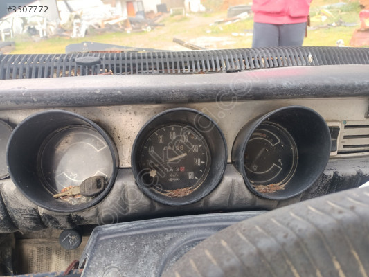 RENAULT R12 DÜRBÜN KM SAATİ