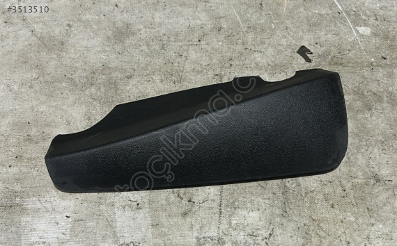 RENAULT MEGANE 4 ARKA İÇ KAPLAMA PLASTİK BAKALİT 88700394R