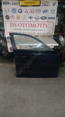 2011-2015 BMW 1.16 SAĞ ÖN KAPI
