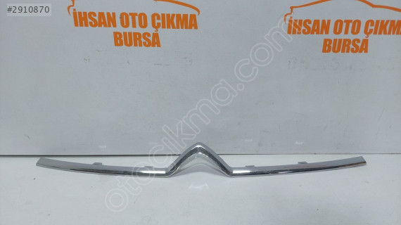 Citroen C4 ön panjur arması