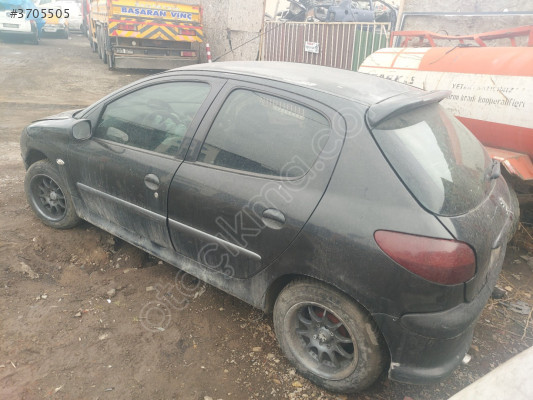 PEUGEOT 206 1.4 8 VALF ÇIKMA ORJİNAL PARÇALARI MEVCUTTUR