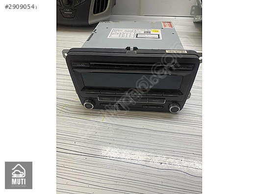 1K0035186AN RADYO AUDİ VOLKSWAGEN SKODA SEAT ÇIKMA