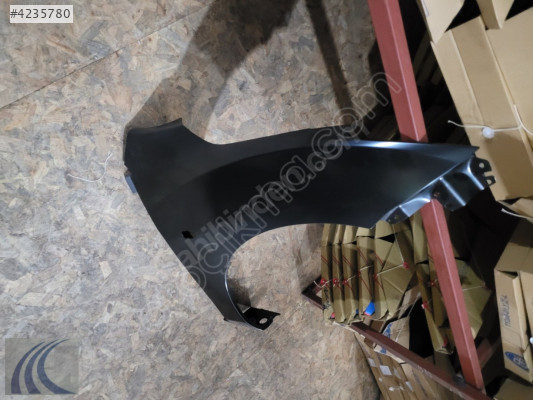 MAZDA 3 2011 YENİ YAN SANAYİ SAĞ ÖN ÇAMURLUK