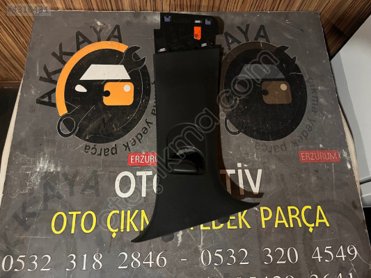 769138781R Clio 5 Sağ Orta Direk Kaplaması Orjinal Çıkma