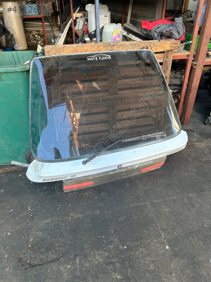 Renault 19 bagaj kapağı