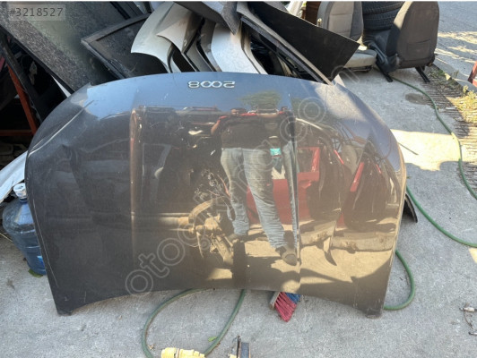 Peugeot 2008 ön kaput çıkma