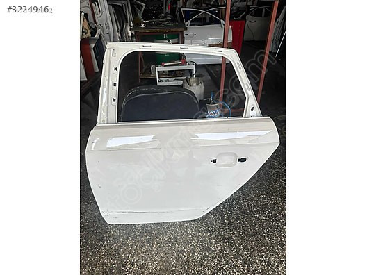 AUDİ A3 SOL ARKA KAPI ÇIKMA ORJİNAL