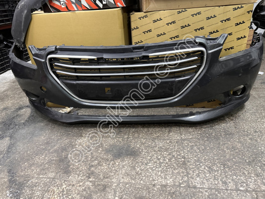 PEUGEOT 301 Modeli İçin Çıkma Ön Tampon Parçası