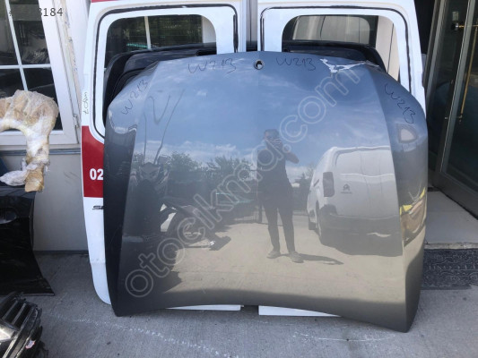 MERCEDES E SERİSİ W213 2013 2019 ÖN KAPUT A2138870203
