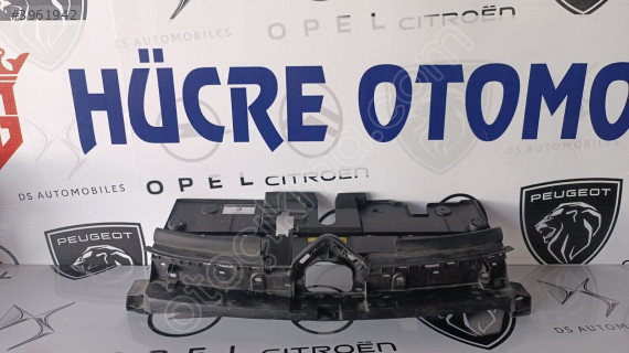 citroen c4 ön panel üst bakalit 9834692980