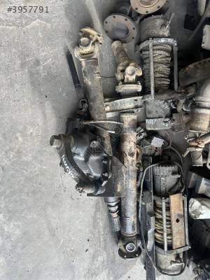 ISUZU NPR66 ŞAMPİYON TEMİZ DİREKSİYON KUTUSU