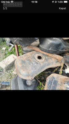 Renault 9 yakıt deposu