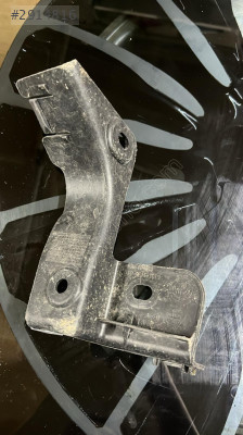 Peugeot bipper arka tampon bağlantı blaketi
