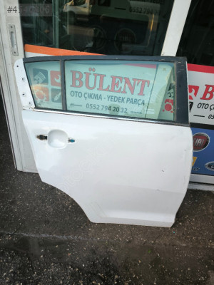 Kia Sportage sağ arka kapı orijinal çıkma dolu