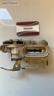 6K4837016B 2000 - 2003 caddy sağ ön kapı kilidi