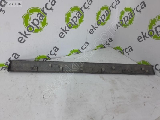 BMW X1 2015 2023 F48 SAĞ ÖN KAPI ÇITASI 51137352092