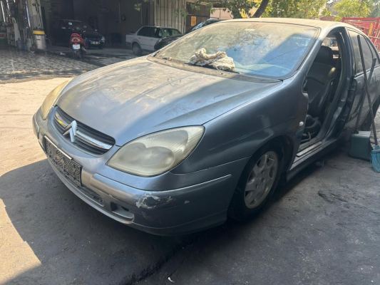 Citroën C5 sol ön Çamurluk