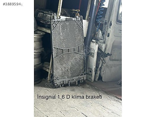 Opel İnsignia A Kondenser Çerçeve Braketi GM 1850153 - 13241738