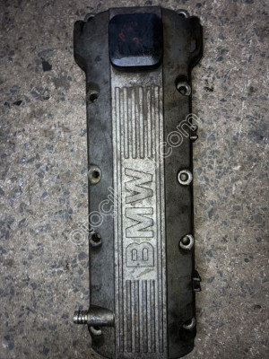 1739643 BMW E36 E46 M43 1.9 Külbütör Kapağı