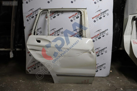 MERCEDES GLK A204 W204 SAĞ ARKA KAPI