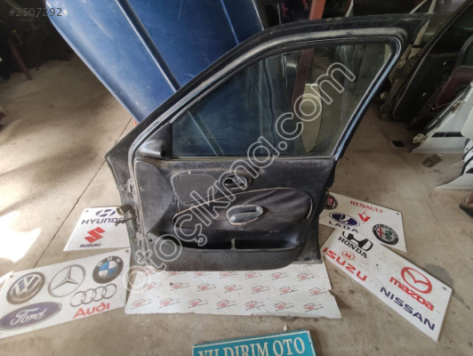FORD ESCORT 94-00 SAĞ ÖN KAPI DÖŞEMESİ