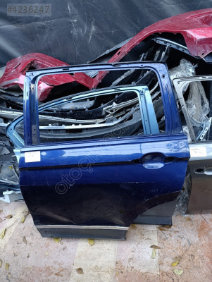 Volkswagen Tiguan sol arka kapı orjinal çıkma parça