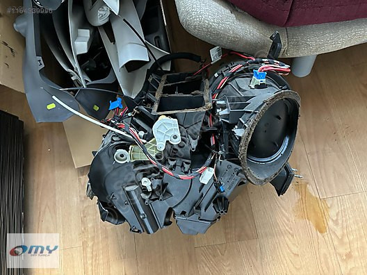 PEUGEOT 206 1.4 BENZİN KLİMALI KALORİFER KUTUSU SÖKME MUAYYER