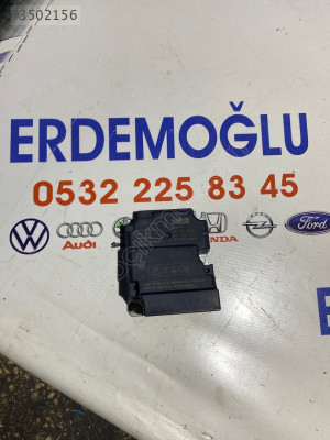 8W0959655AE - 2020-2024 Audi A4 Airbağ Beyni Orjinal Çıkma