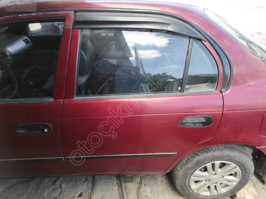 TOYOTA COROLLA AE101 EFSANE KASA ÇIKMA SOL ARKA CAM KRİKOSU