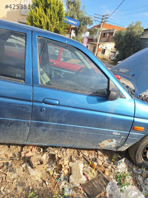 Ford Escort Sağ Ön Kapı