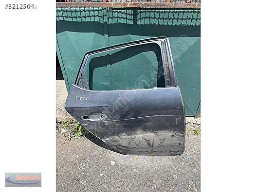 SEAT LEON SAĞ ARKA KAPI ORİJİNAL ÇIKMA