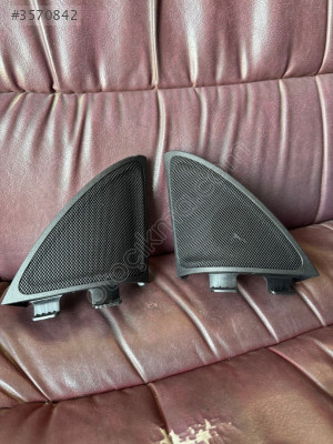 Mercedes 213 hoparlör çıkma yedek parça