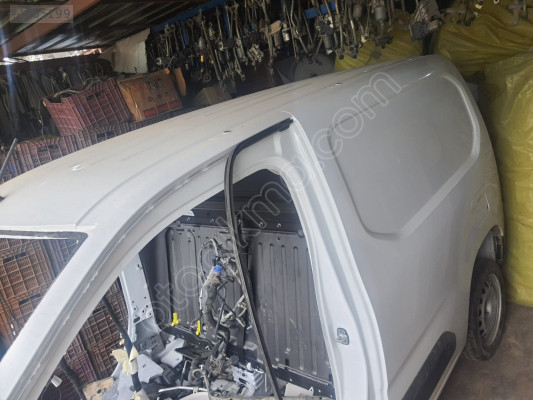 fiat doblo 2023 kesme tavan arka (boş) (son fiyat)