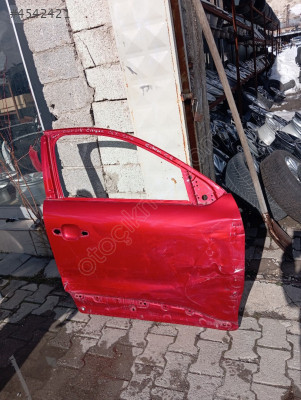 2021 2025 Citroen C4 x sağ ön kapı